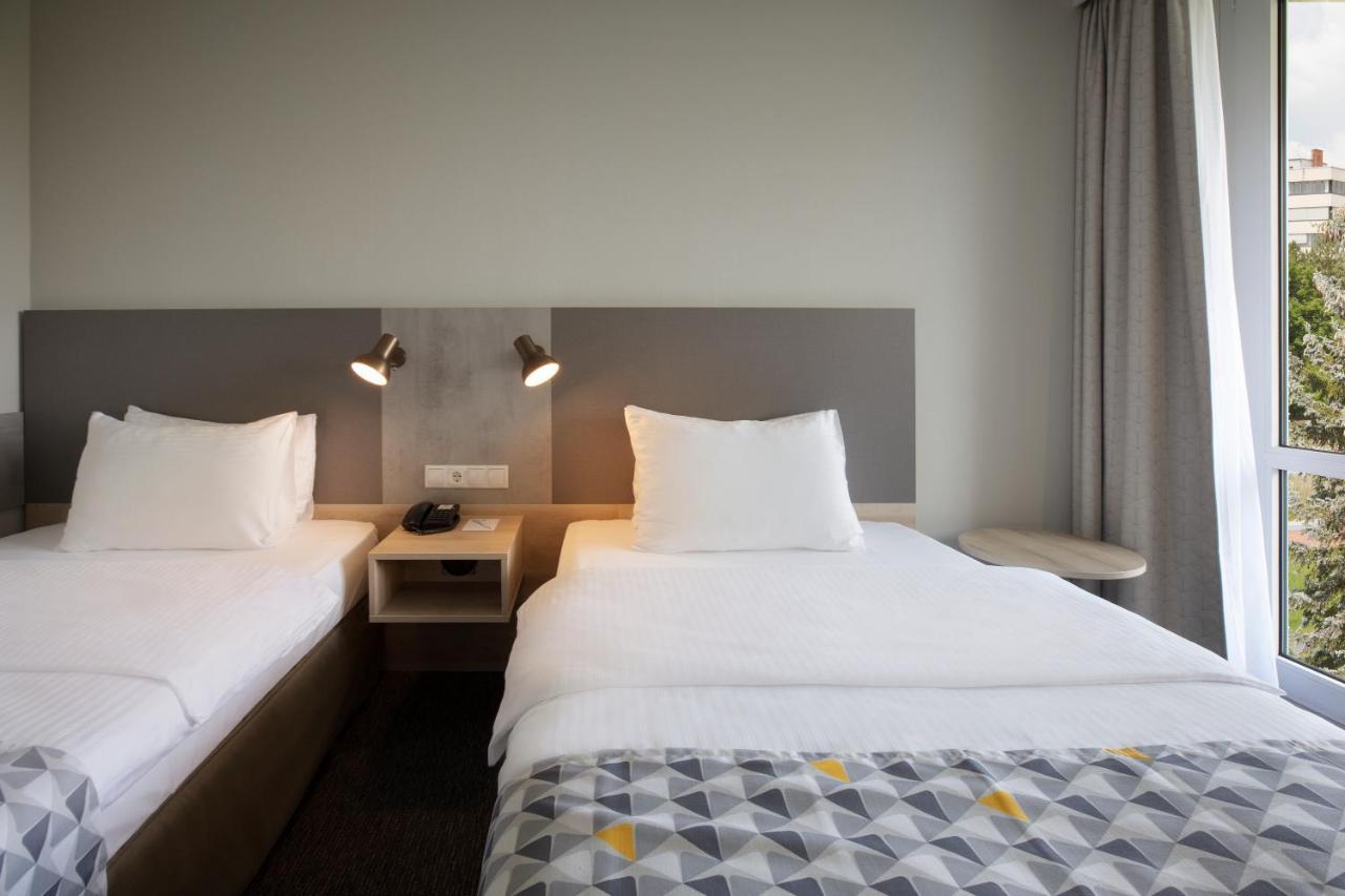 Holiday Inn Munchen Sud, An Ihg Hotel Bagian luar foto