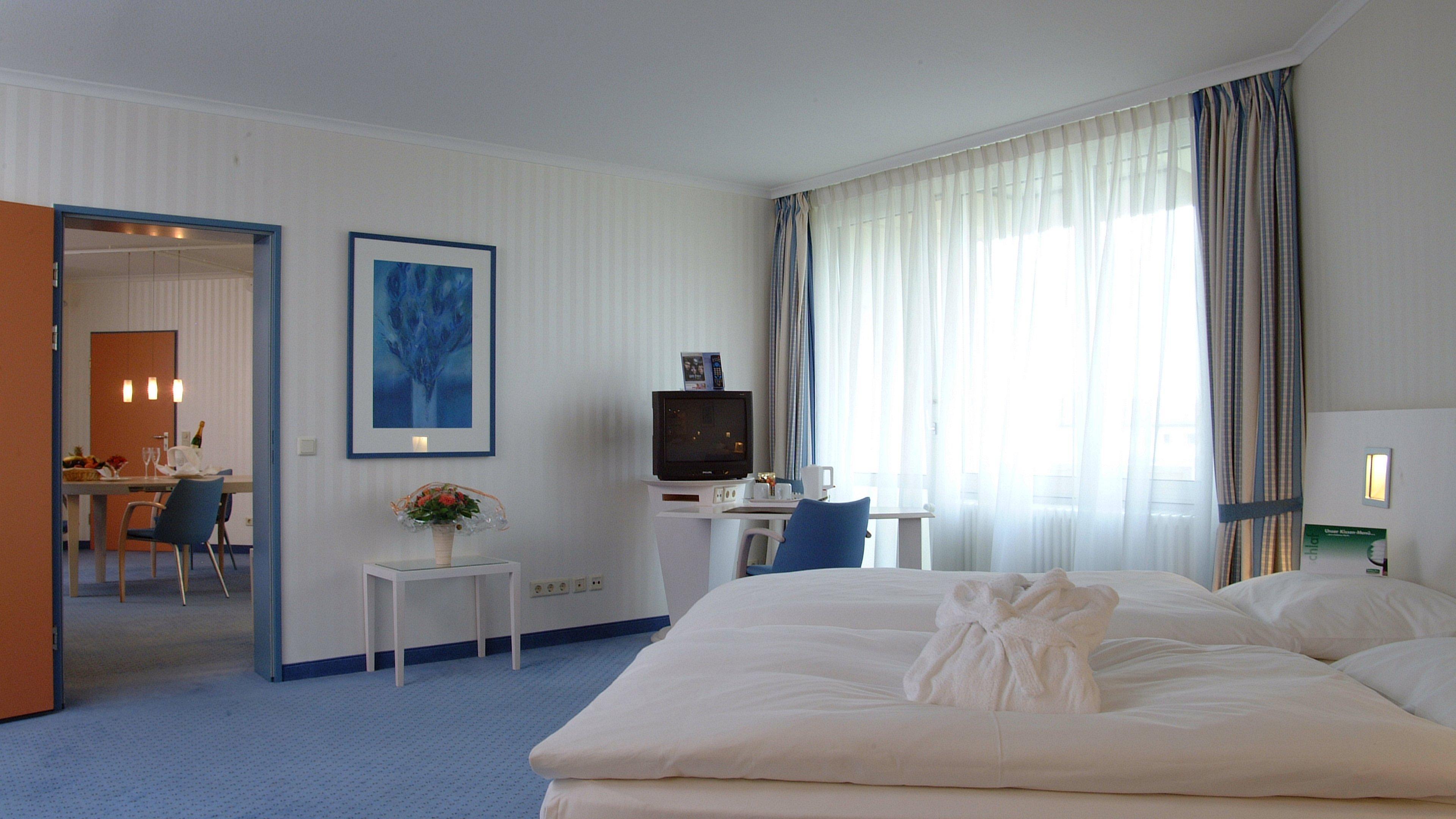 Holiday Inn Munchen Sud, An Ihg Hotel Bagian luar foto