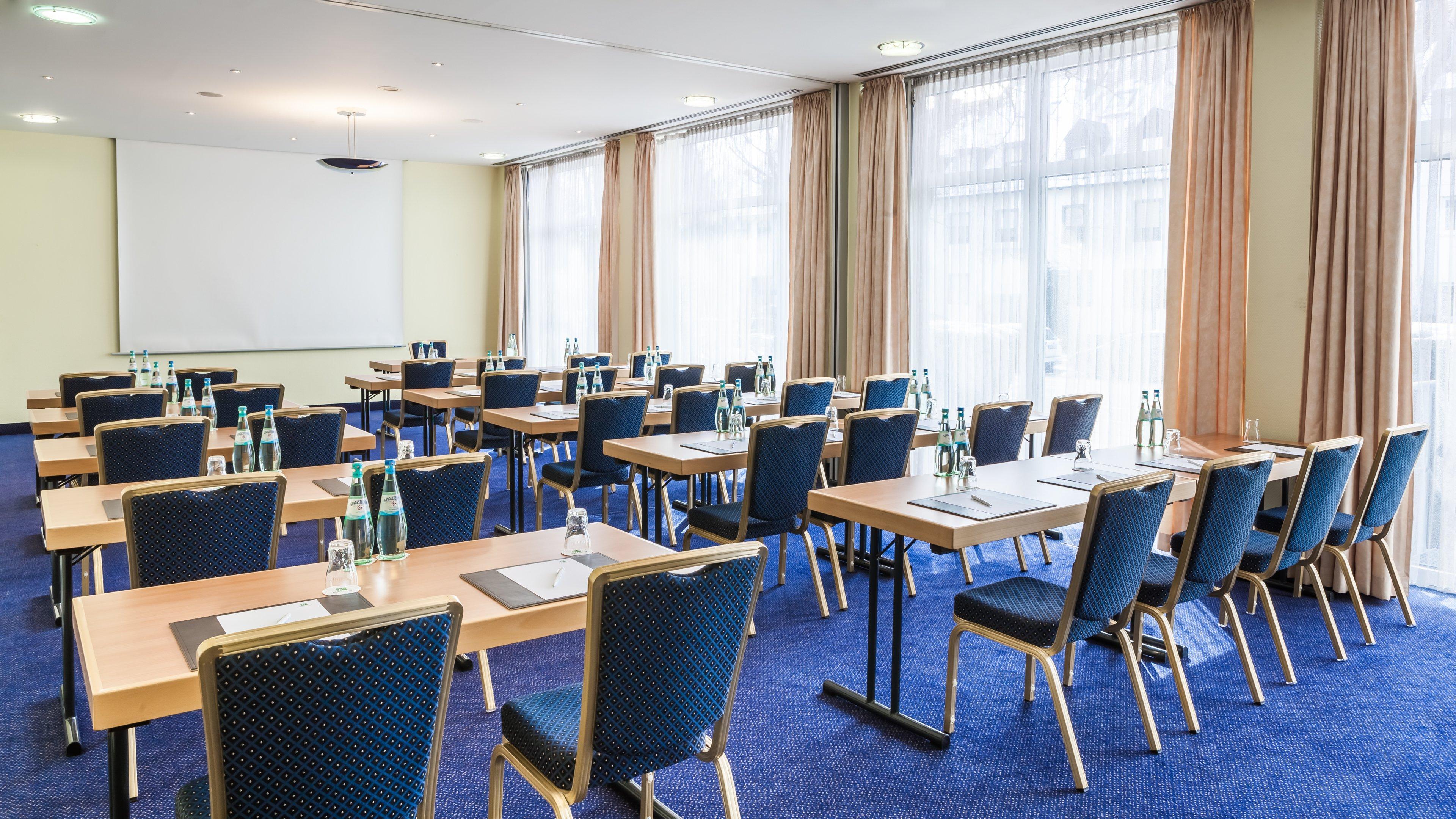 Holiday Inn Munchen Sud, An Ihg Hotel Bagian luar foto